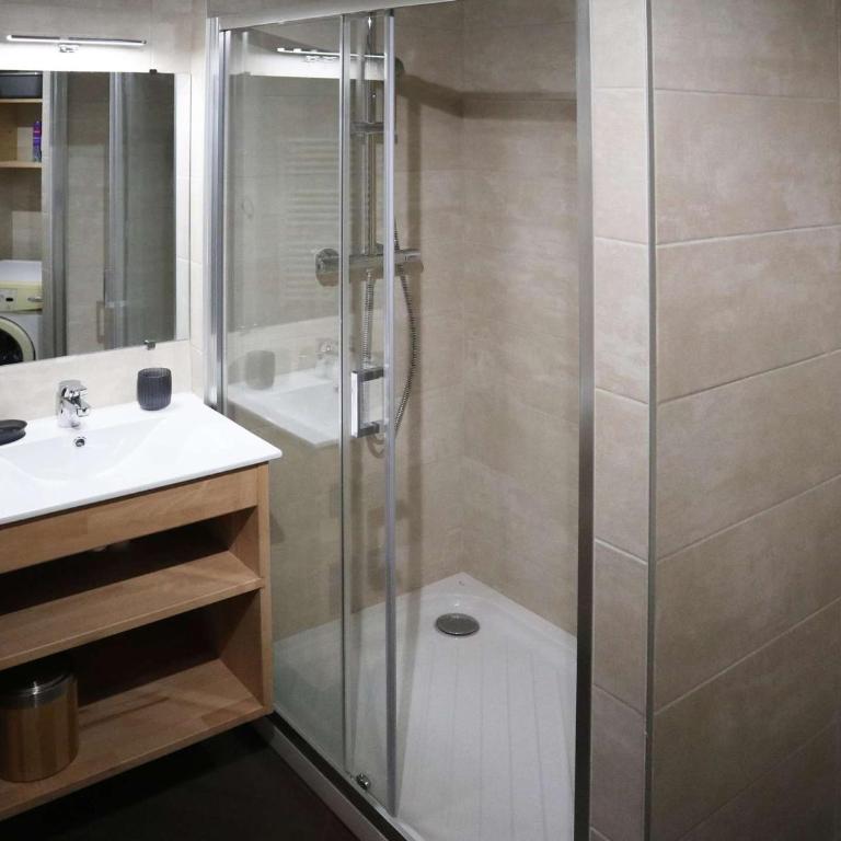 Appartement 6 pers rénové skis aux pieds, Les Orres - FR-1-322-568 - Apartment - 8