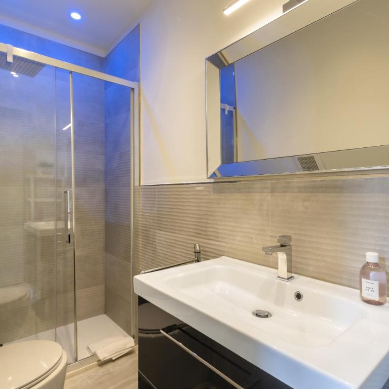 Casa Sonia centralissimo/ 2 bagni + parking - Appartamento - 12