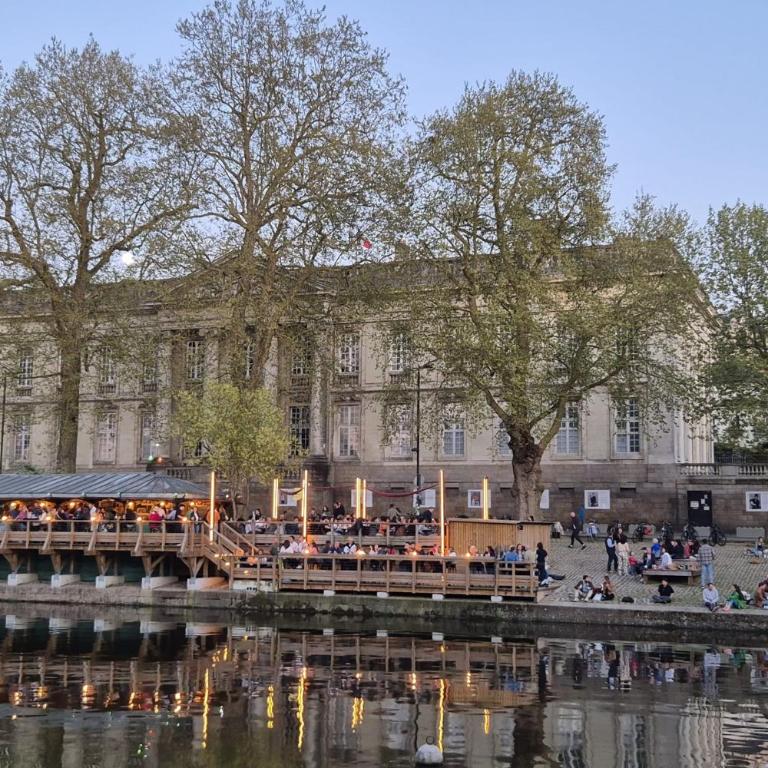 Loft sur l'Erdre à 2 pas du Centre ville - Maison de Vacances - 42