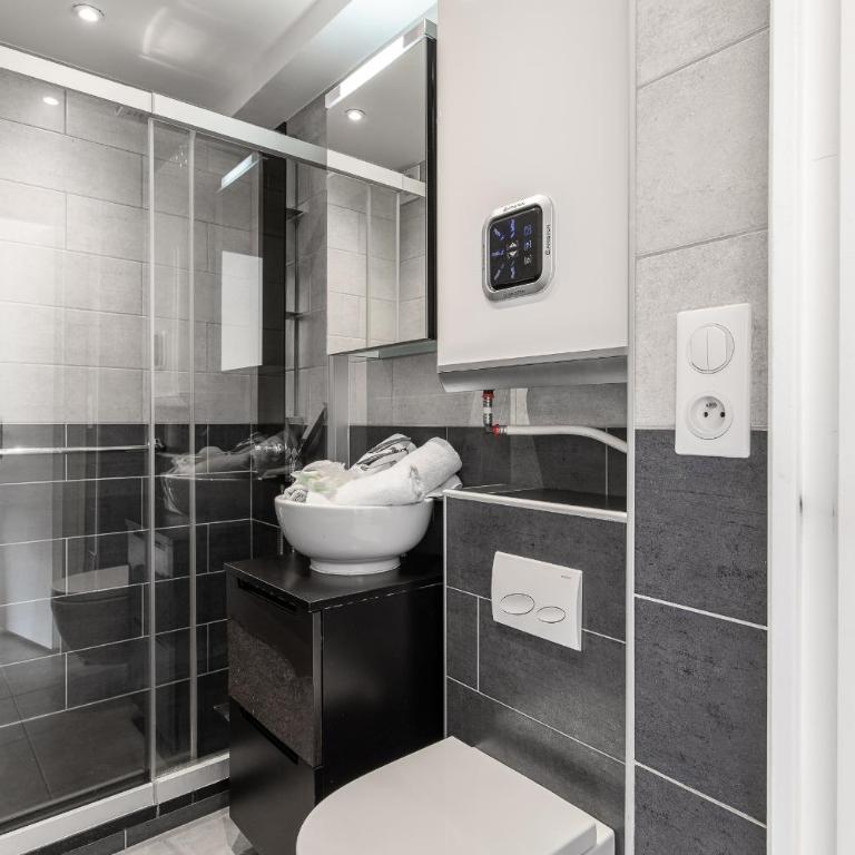 Le Lecerf- Superbe studio-Centre-ville-Plages et Palais - Apartment mit 1 Schlafzimmer - 7