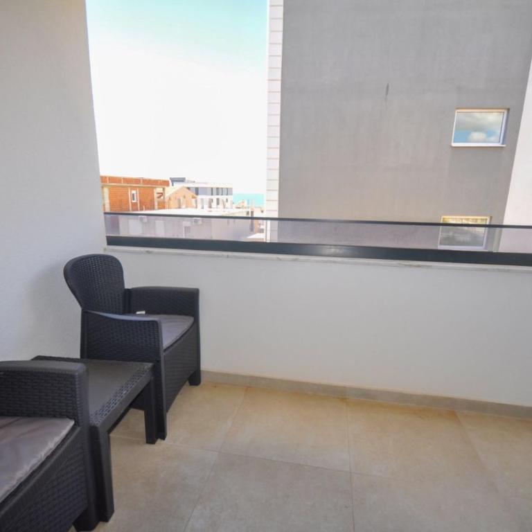 Studio Dobra Voda 13 - One-Bedroom Apartment - 14