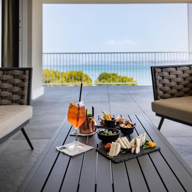 Vision Hotel - Suite - 9