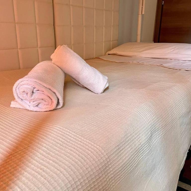 Onlyrooms III - Real City Center - Camera Doppia con Letti Singoli con Bagno Privato - 13