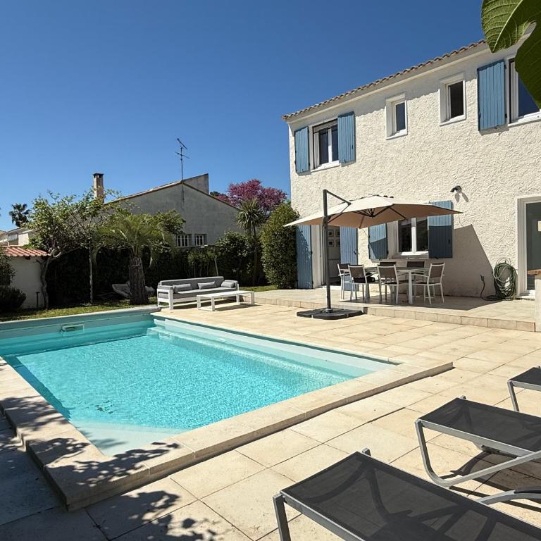 Villa Salvador 4 Chambres Piscine - Maison de Vacances 4 Chambres - 16