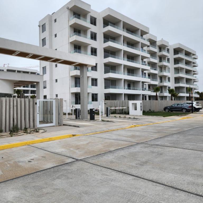 Excelente ubicación - Apartamento de 2 dormitorios con balcón y terraza - 3