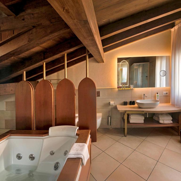 Relais Balcone di Giulietta - Suite Superior con Vasca Idromassaggio - 11