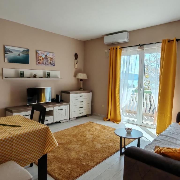 Boka Bay Apartments - One-Bedroom Apartment with Sea View - 9