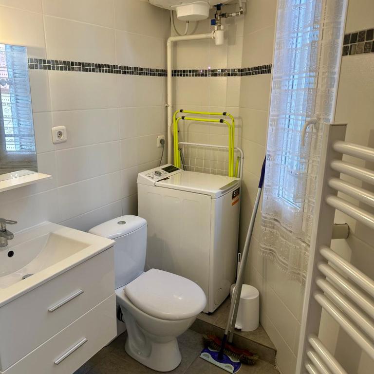 Un studio sympa en centre-ville rue du camas - Appartement 1 Chambre - 9
