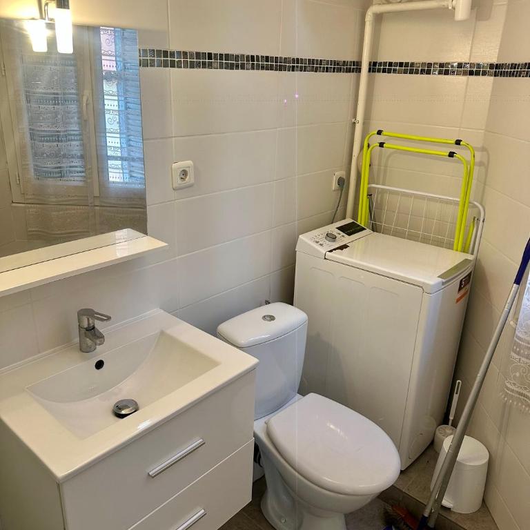 Un studio sympa en centre-ville rue du camas - Appartement 1 Chambre - 10