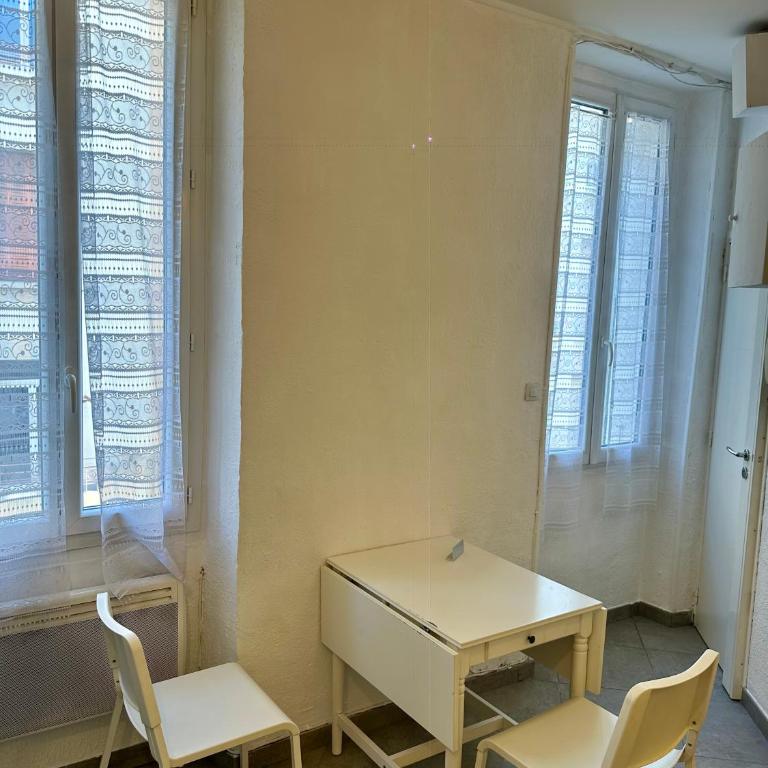 Un studio sympa en centre-ville rue du camas - Appartement 1 Chambre - 11