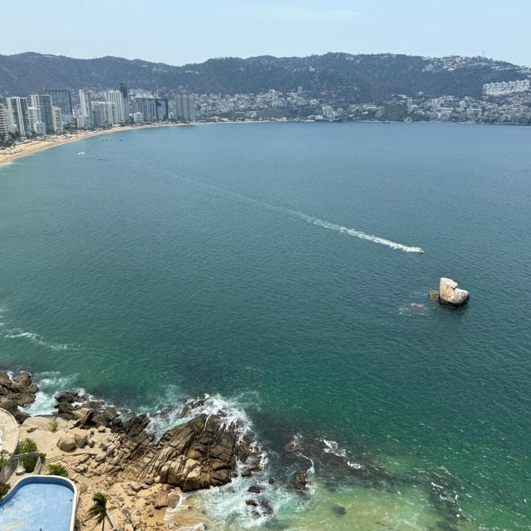 Departamento con vista al mar y playa privada - Apartamento de 1 dormitorio - 20