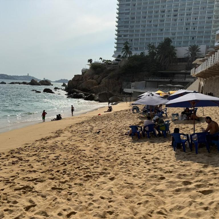 Departamento con vista al mar y playa privada - Apartamento de 1 dormitorio - 39