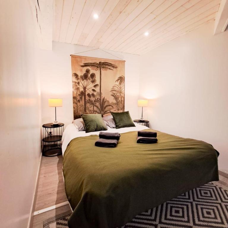Les Cerisiers - PROCHE DU GOLF, DES THERMES DE SAUJON ET DU CENTRE VILLE - MAISON FAMILIALE - Three-Bedroom Home - 26