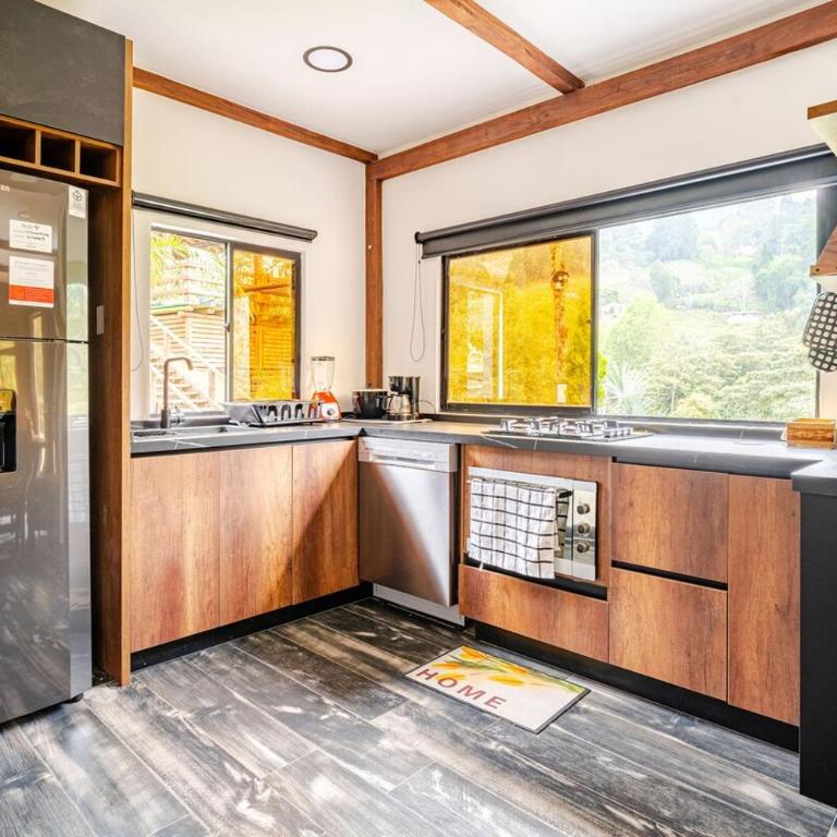 Nature Retreat Views, Grill, Jacuzzi & Glamping - Casa de 4 dormitorios - 10
