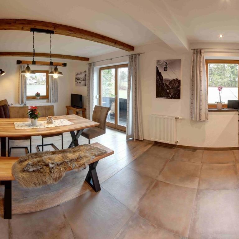 Gästehaus Aicher - Chiemgau Karte - Apartment mit 2 Schlafzimmern - 2