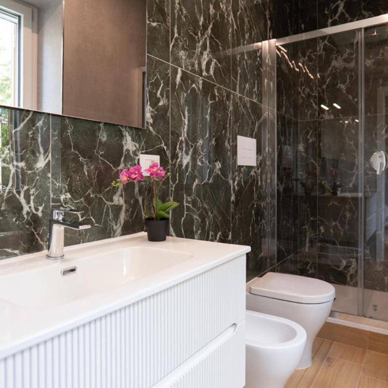 Relais San Demetrio - Modern & Central rooms by Leading Hotel - Camera Queen Superior - 6