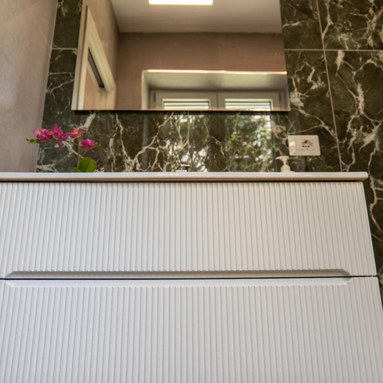 Relais San Demetrio - Modern & Central rooms by Leading Hotel - Camera Queen Superior - 14