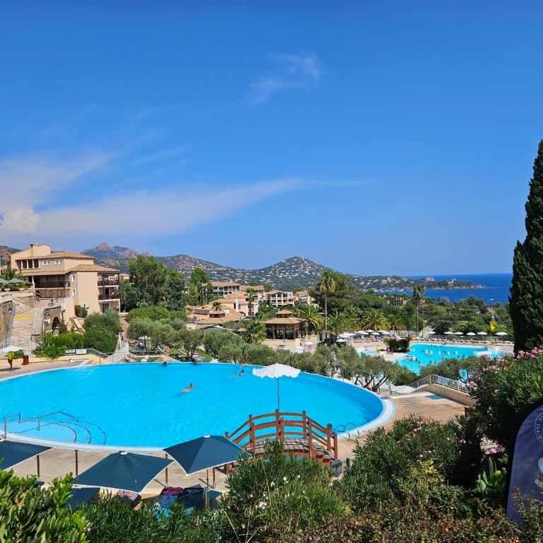Nid d'Azur à Cap Esterel - Côte d'Azur - VUE MER - Climatisé - Piscines - Appartement 1 Chambre - 6