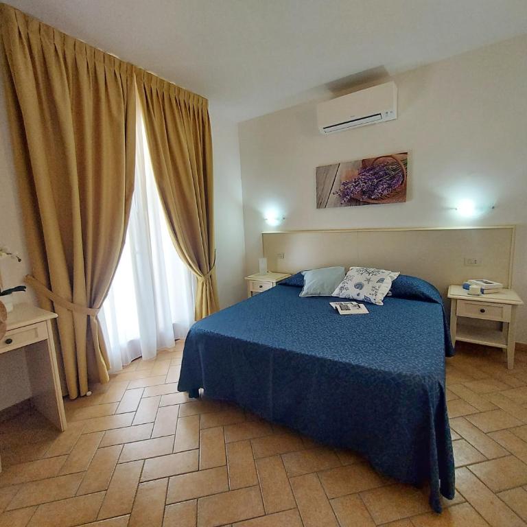 Lido Azzurro Residence rta - Appartamento con 2 Camere da Letto (6 Adulti) - 1