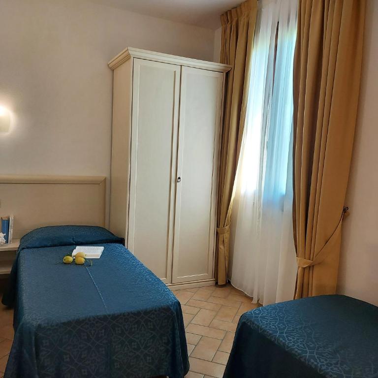 Lido Azzurro Residence rta - Appartamento con 2 Camere da Letto (6 Adulti) - 4