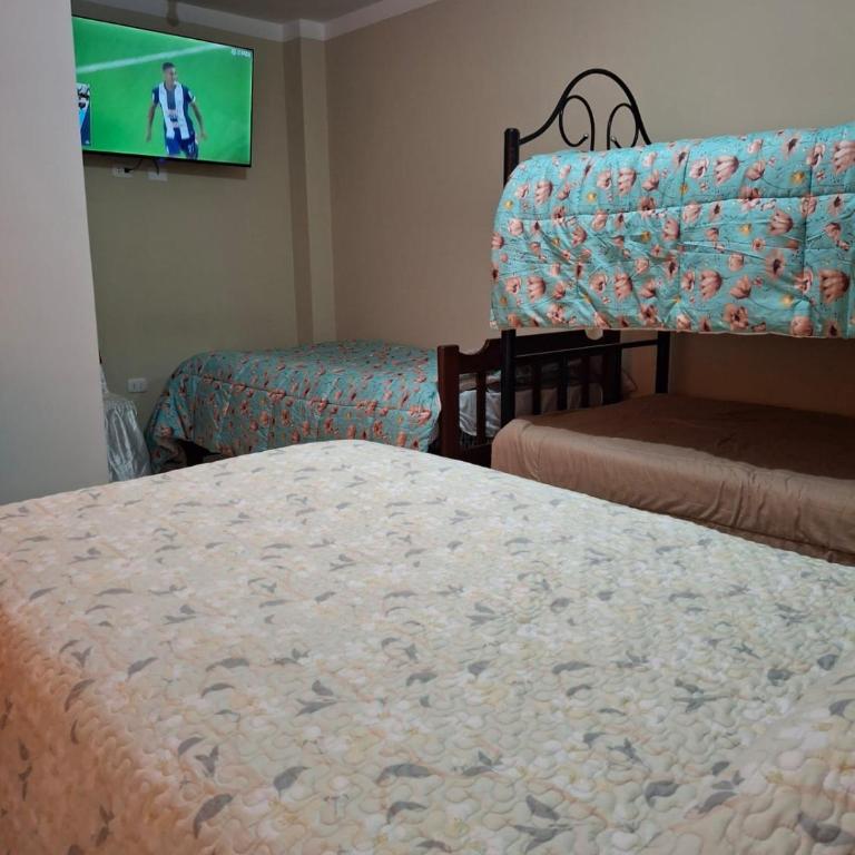 Hotel Incas Suite, con Aguas Termomedicinales - Habitación Cuádruple Estándar - 1