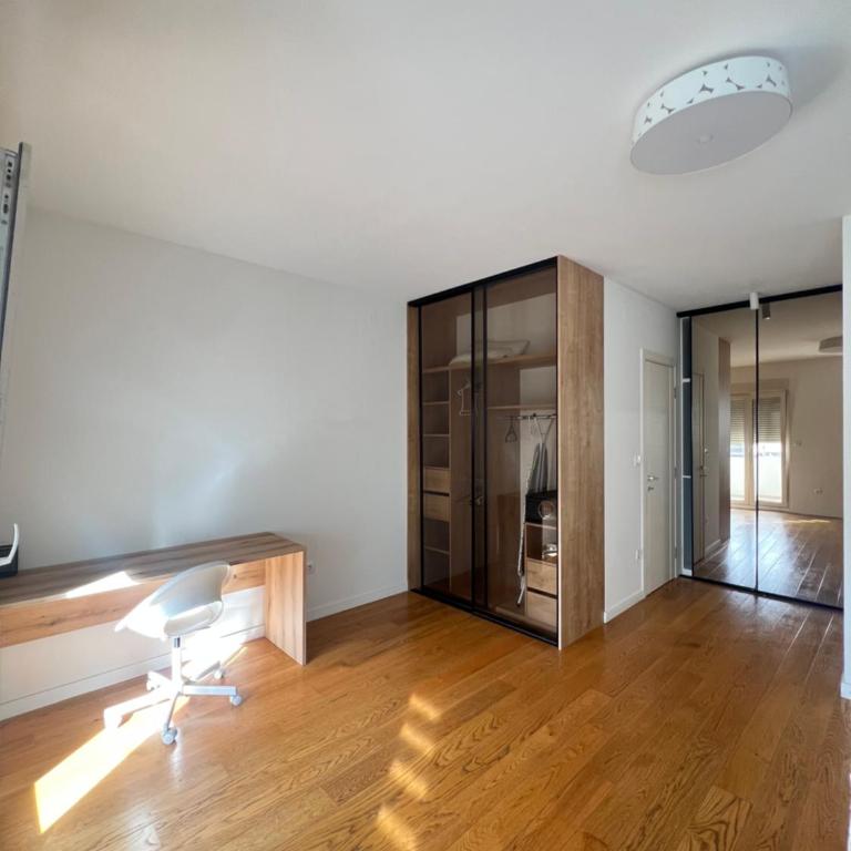 White Homes 7-Central Point - Apartman s 2 Spavaće Sobe sa Balkonom i Terasom - 16