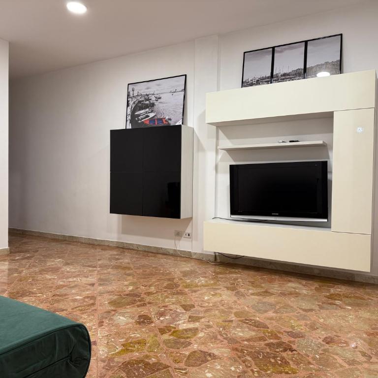 Citywise Isabella - Apartment near Bari Vecchia - Two-Bedroom Apartment - 10