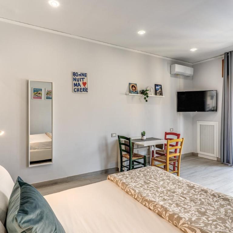 Marmolo Room - Monolocale con Balcone - 12