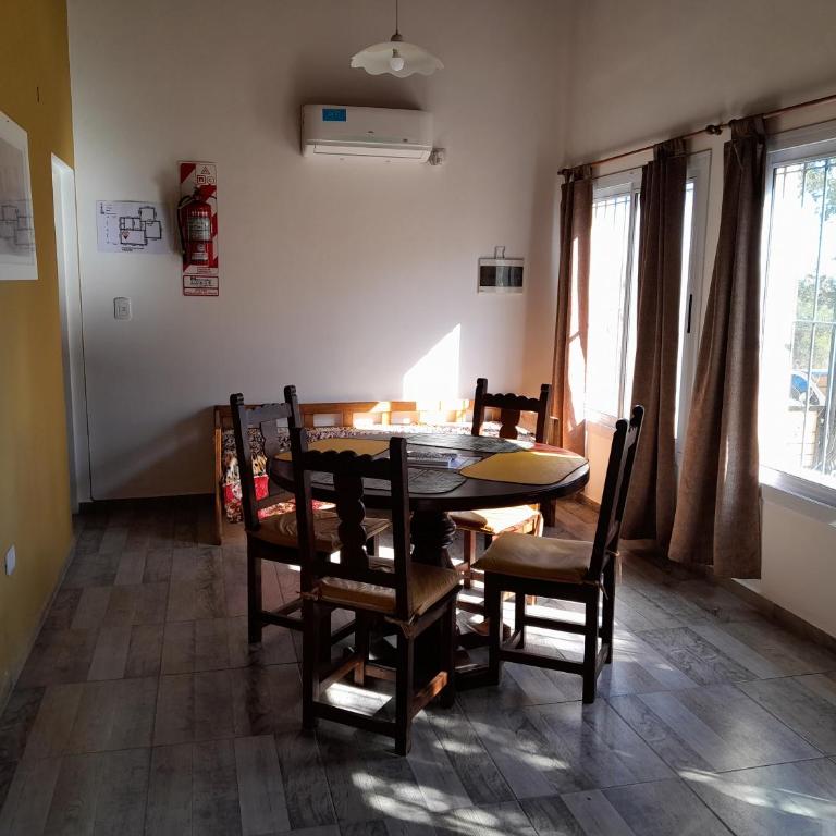 Complejo de Cabañas Los Virreyes - Casa de 2 dormitorios - 11
