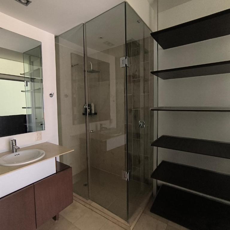 Cómoda habitación en Santa fe - Habitación Doble con baño privado - 4