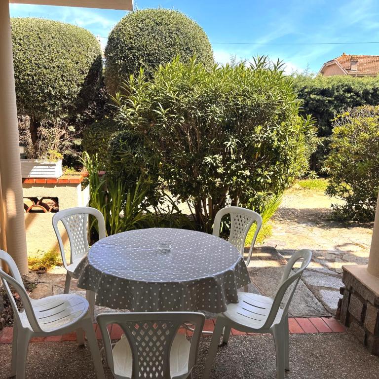 Appartement T3 au calme et proche des plages - Appartement 2 Chambres - 1