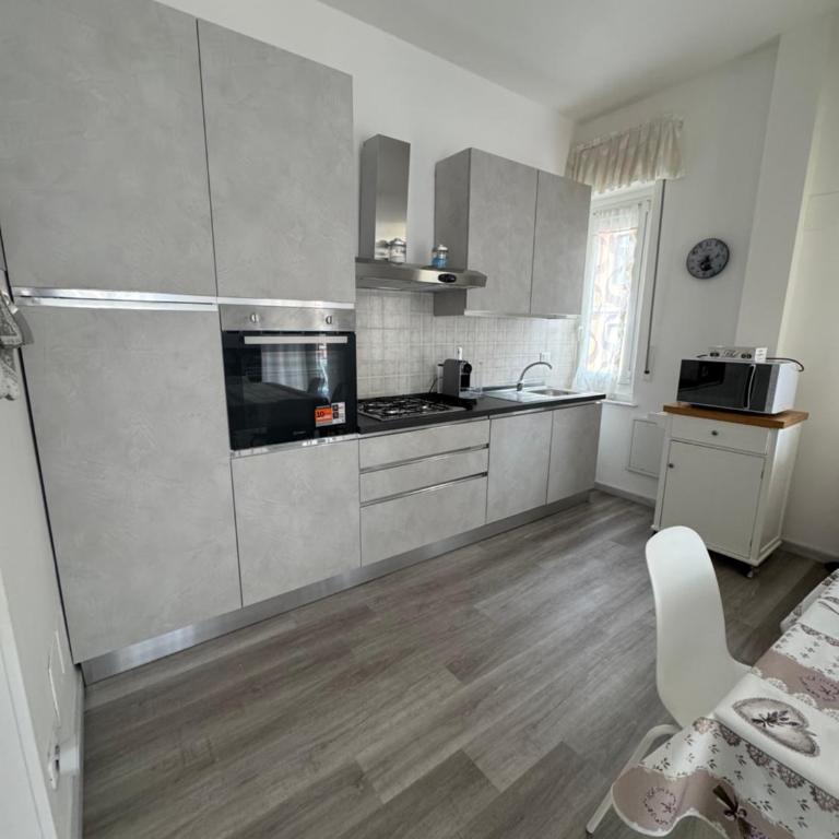 Sunnyhouse - Appartamento con 2 Camere da Letto - 10