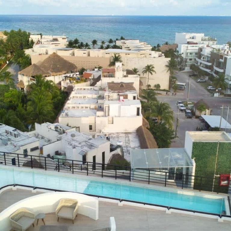 Luxury 2BD 2BA Ocean view 200m from beach - Apartment - 45