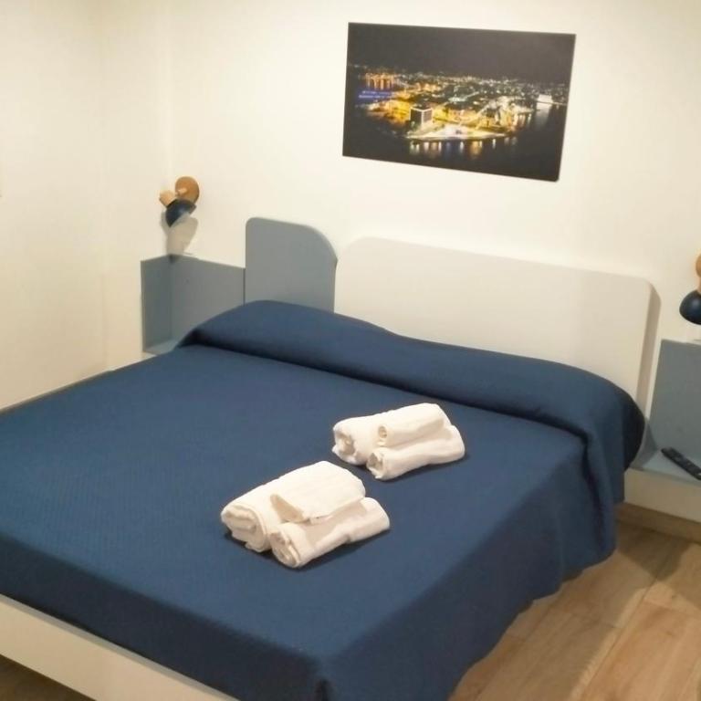 Diana Apartment - Studio Apartment with Balcony - 2