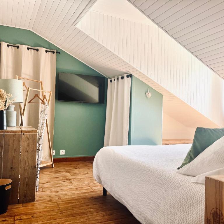 Hôtel les Chaumettes - Chambre Standard Lit Queen-Size - 3