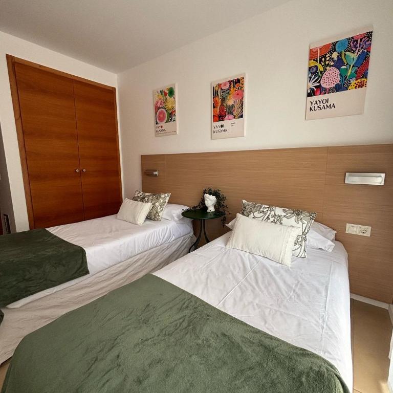 Casa Tita - Exclusivo Apartamento con Gran Terraza y Vistas a la Piscina en Lloret de Mar - Apartamento de 2 dormitorios - 37