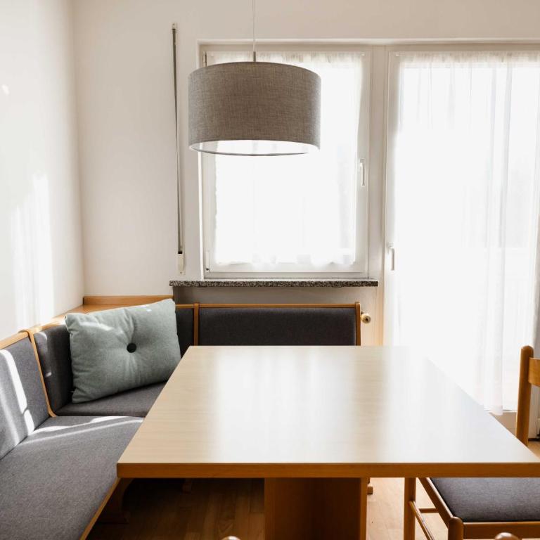 Residence Isarcus - Apartment mit 1 Schlafzimmer, Balkon und Bergblick - 8