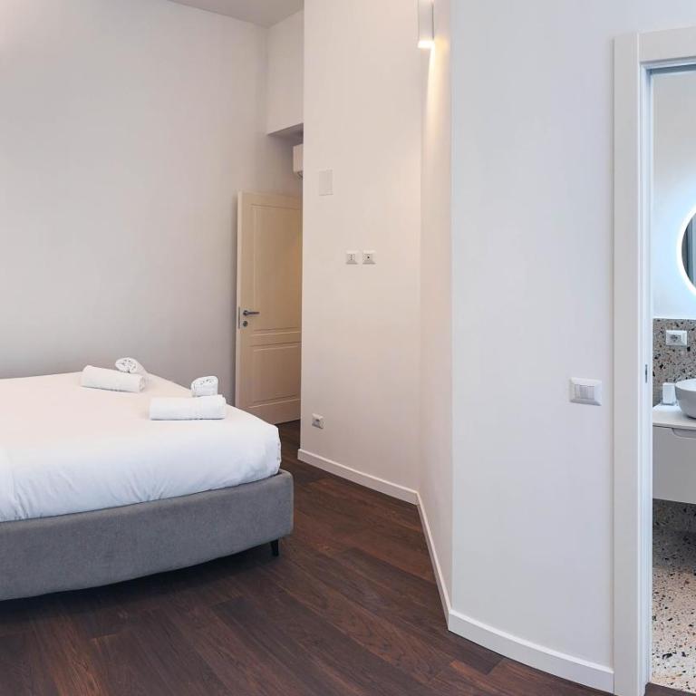 Carlo Alberto Suite - Appartamento con 2 Camere da Letto - 35
