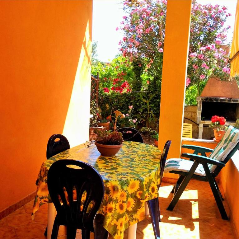 A Domo Mia - Appartamento con Veranda e Giardino - 30