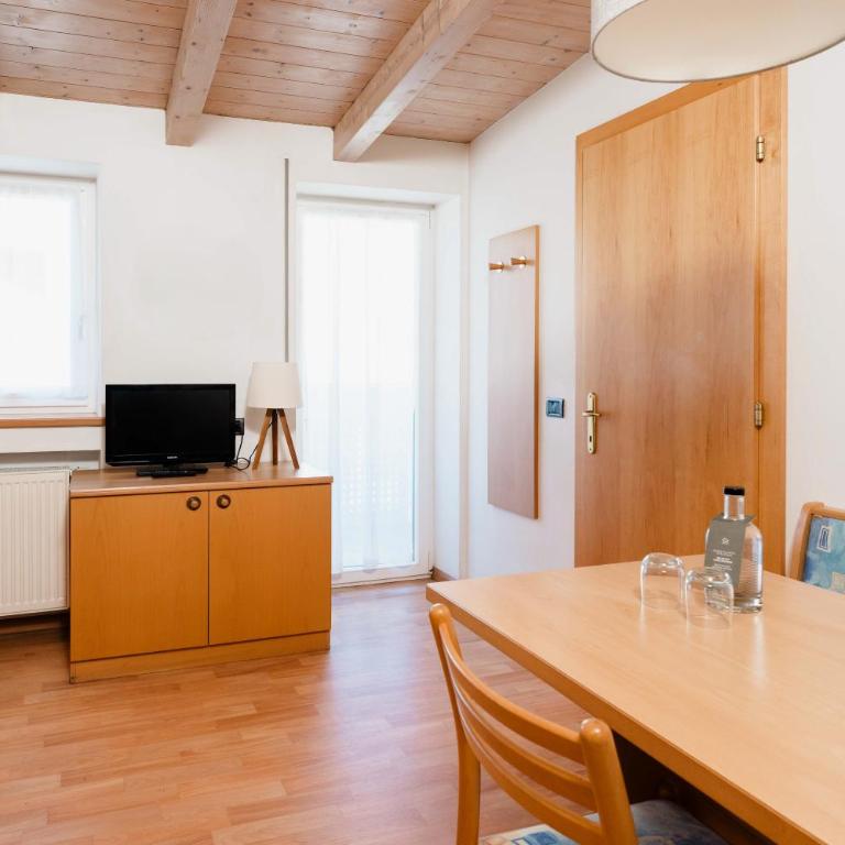 Residence Isarcus - Apartment mit 1 Schlafzimmer und Balkon - 5