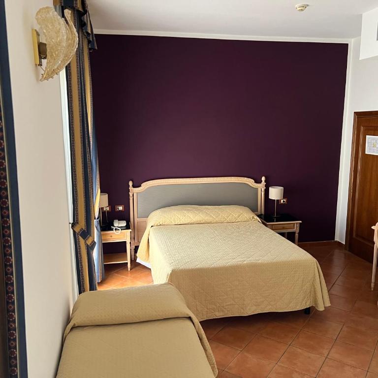 Hotel Bologna - Camera Tripla - 6
