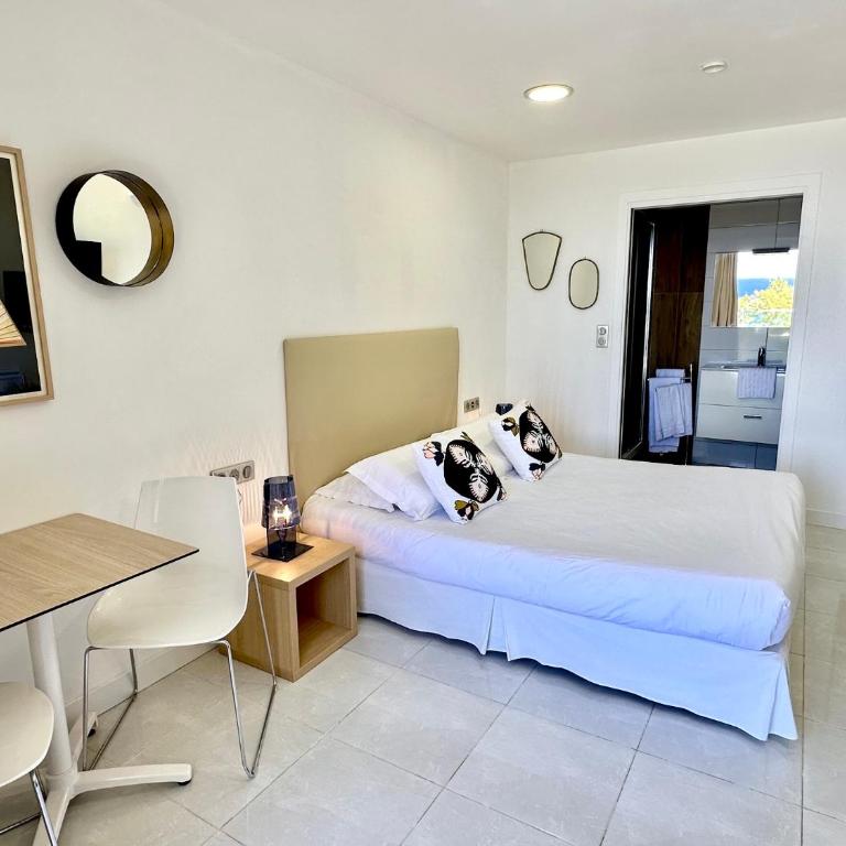 Hotel Villa R - Chambre Double ou Lits Jumeaux - Vue sur Mer - 6