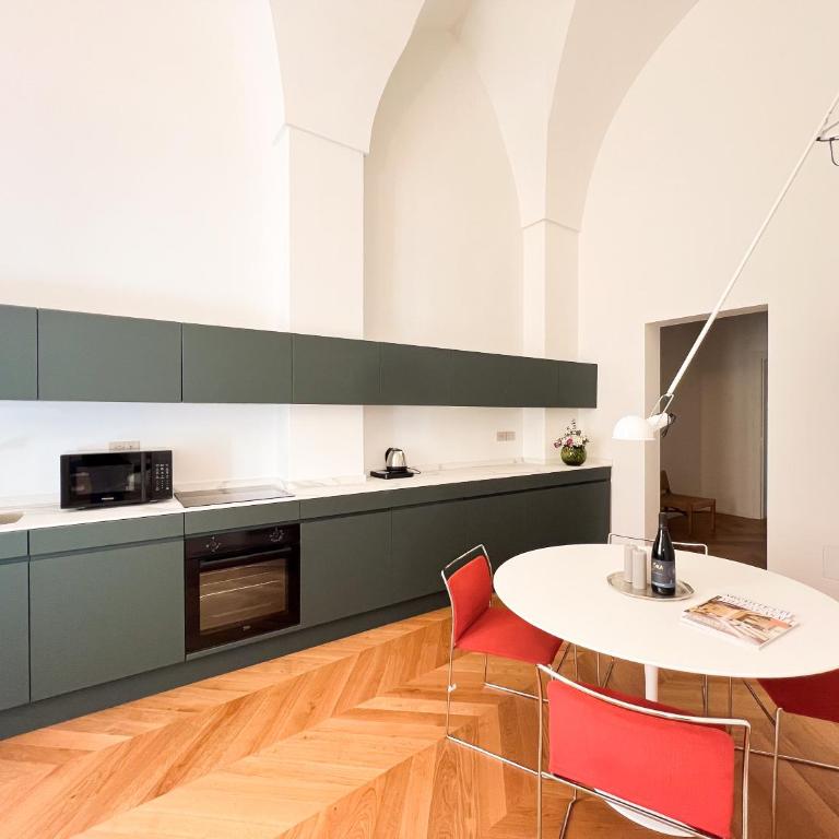 Elena Suites - Boutique Apartments - Suite con Balcone - 22