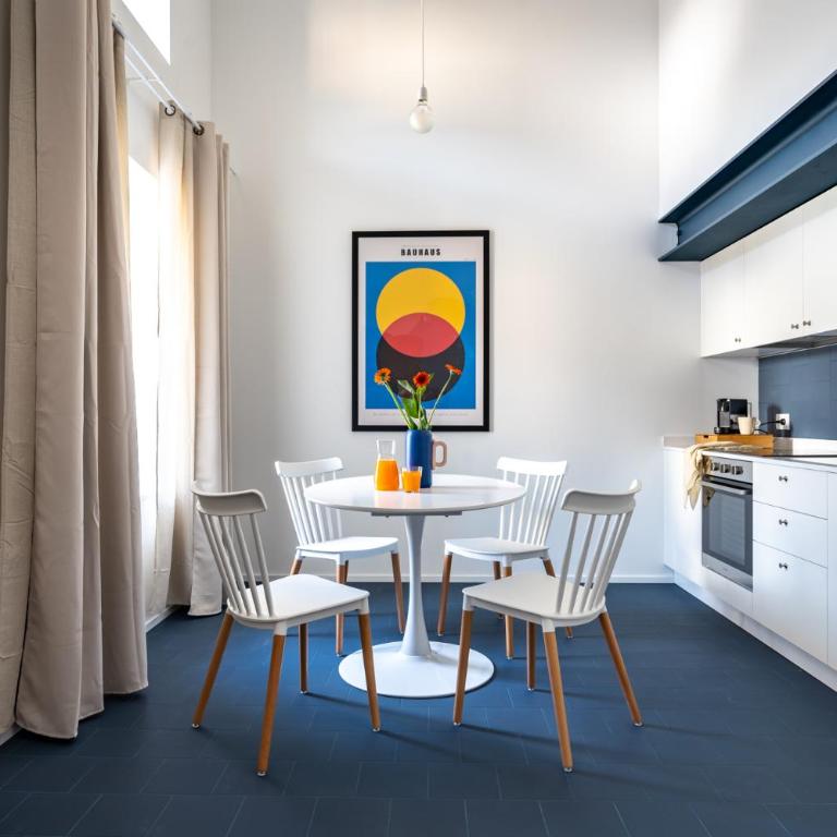 BlueLake di Tss - Renewed,spacious,5 min to Lake - Apartment - 1