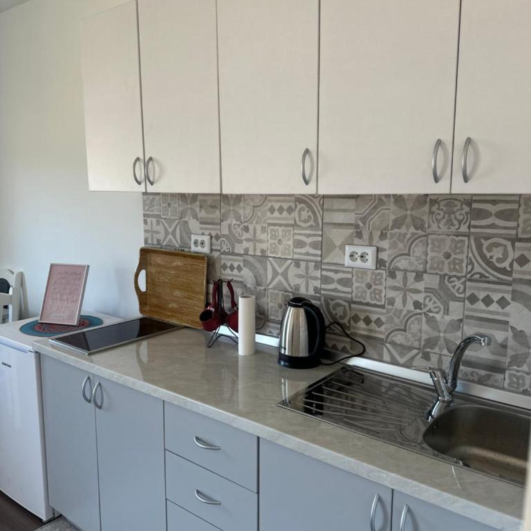 Bosanska Soba Mostar - Deluxe One-Bedroom Apartment with City View - 2