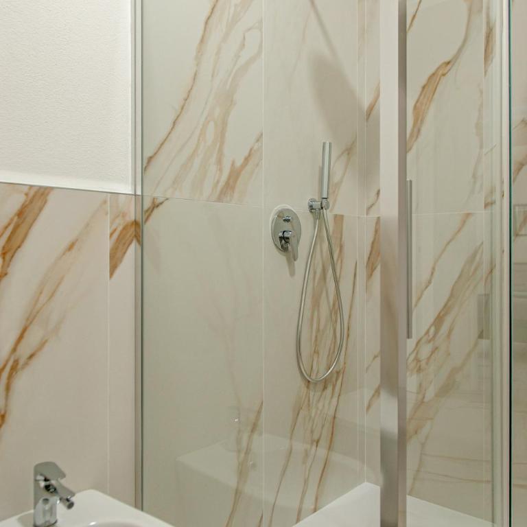 SEASIDE LOFT - 3 camere,2 bagni a 300 mt dal mare - Deluxe Apartment mit 3 Schlafzimmern - 6