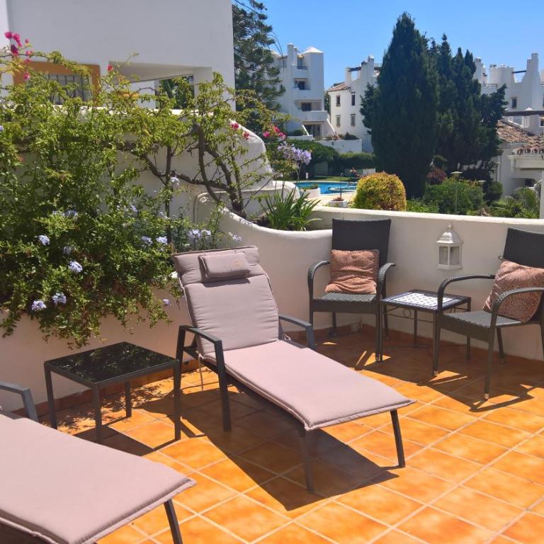 Iso parveke merenrannassa 102 - Two-Bedroom Apartment - 1