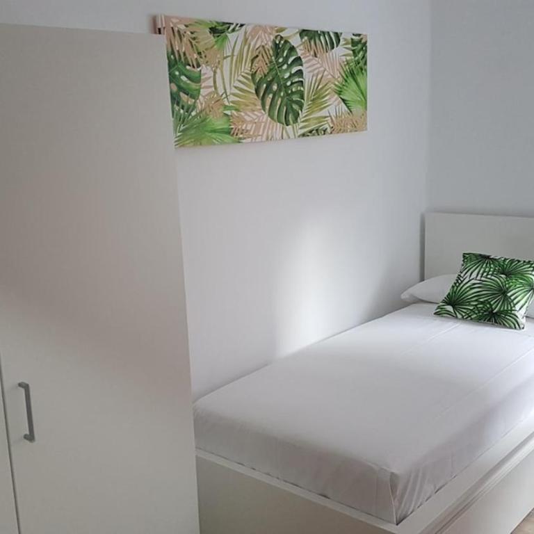 Malva Arena - Three-Bedroom Apartment - 10