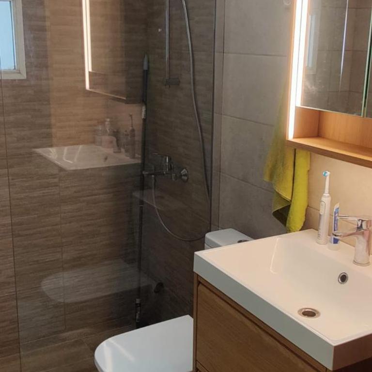 Iso parveke merenrannassa 102 - Two-Bedroom Apartment - 16