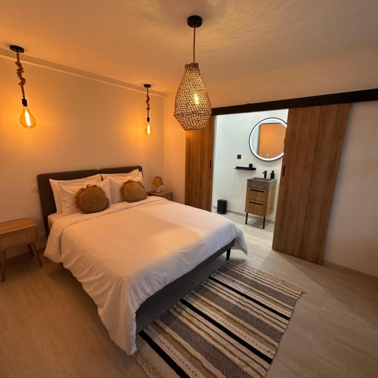 27 côté remparts - Chambre Double Supérieure - 3